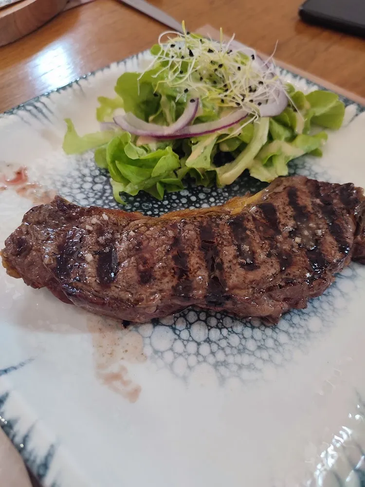 Onglet de Bœuf Frites Salade